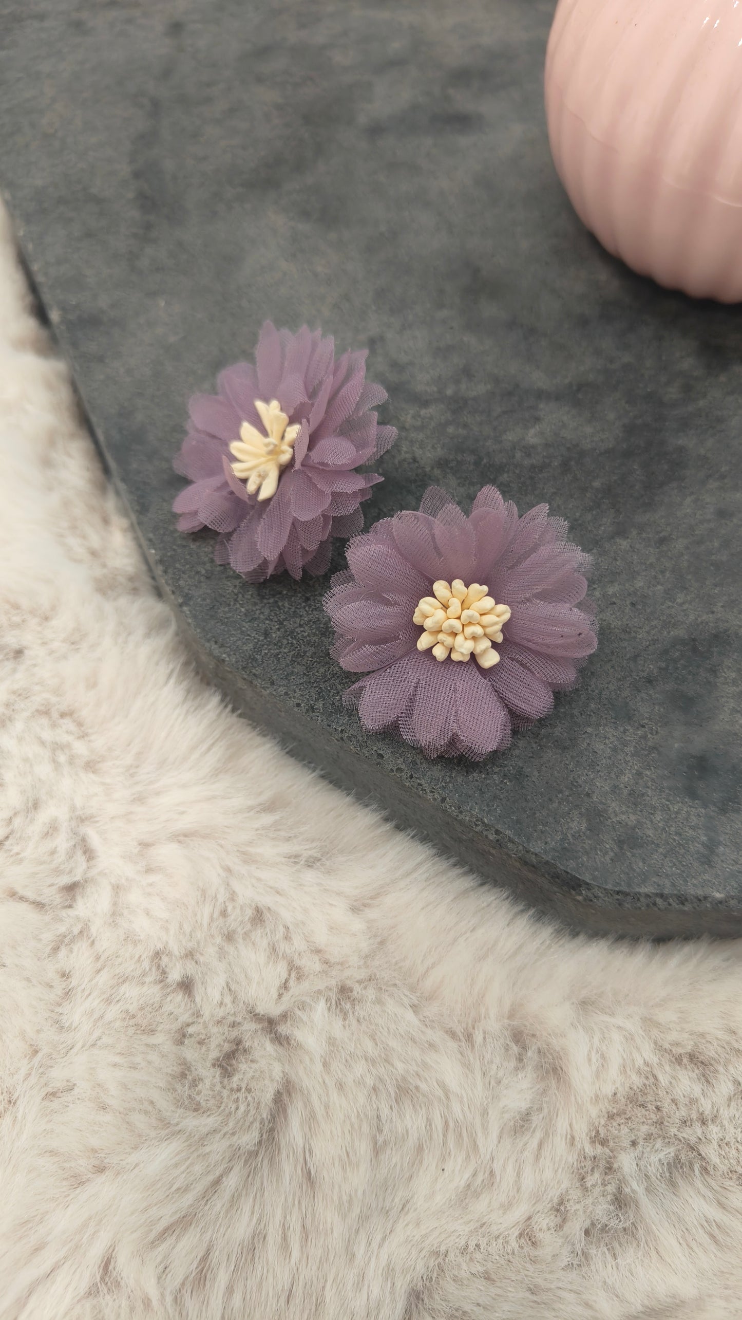 2807 Soft Pastel Purple Earrings
