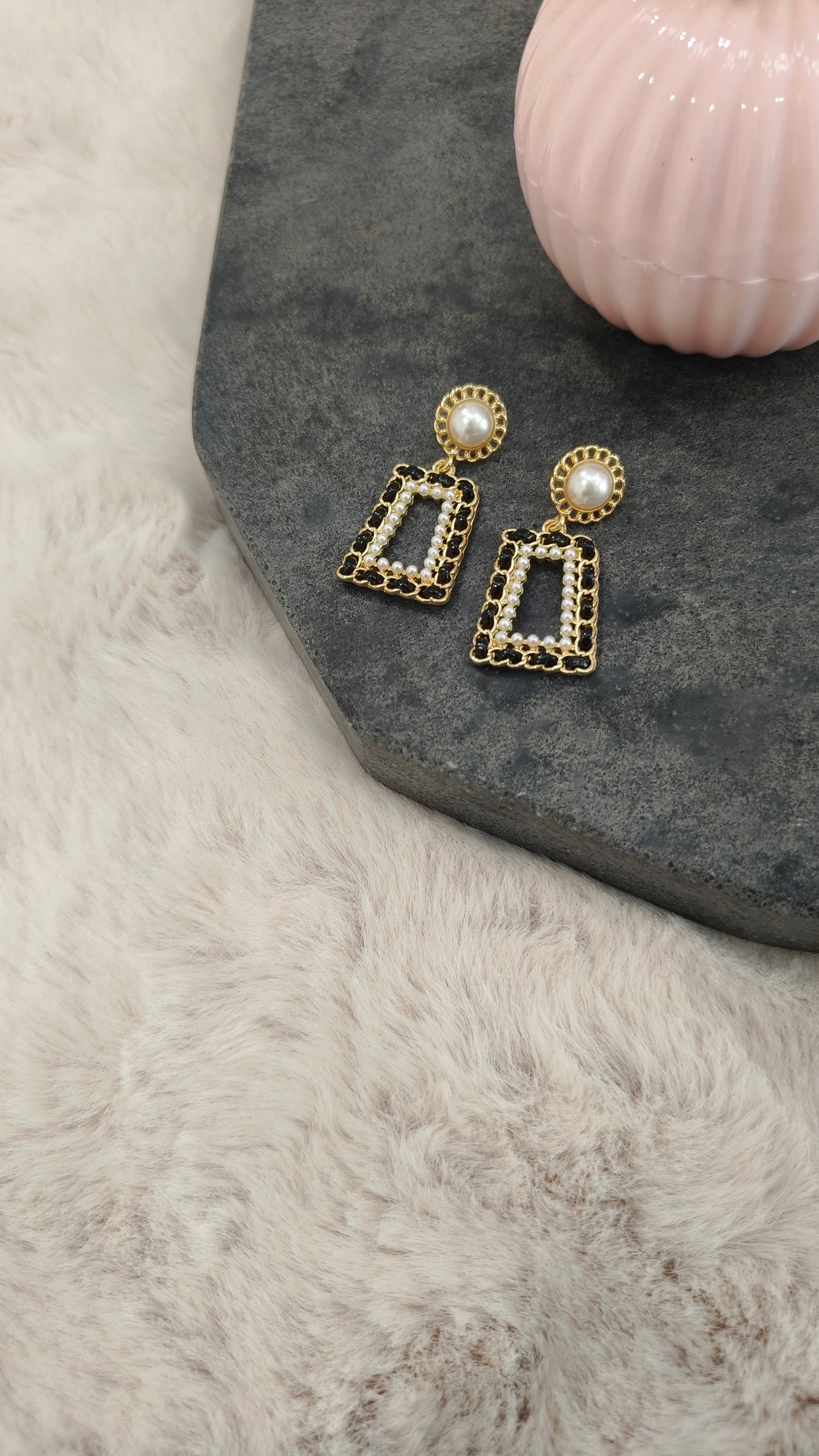 2855 Noble Lady Earrings