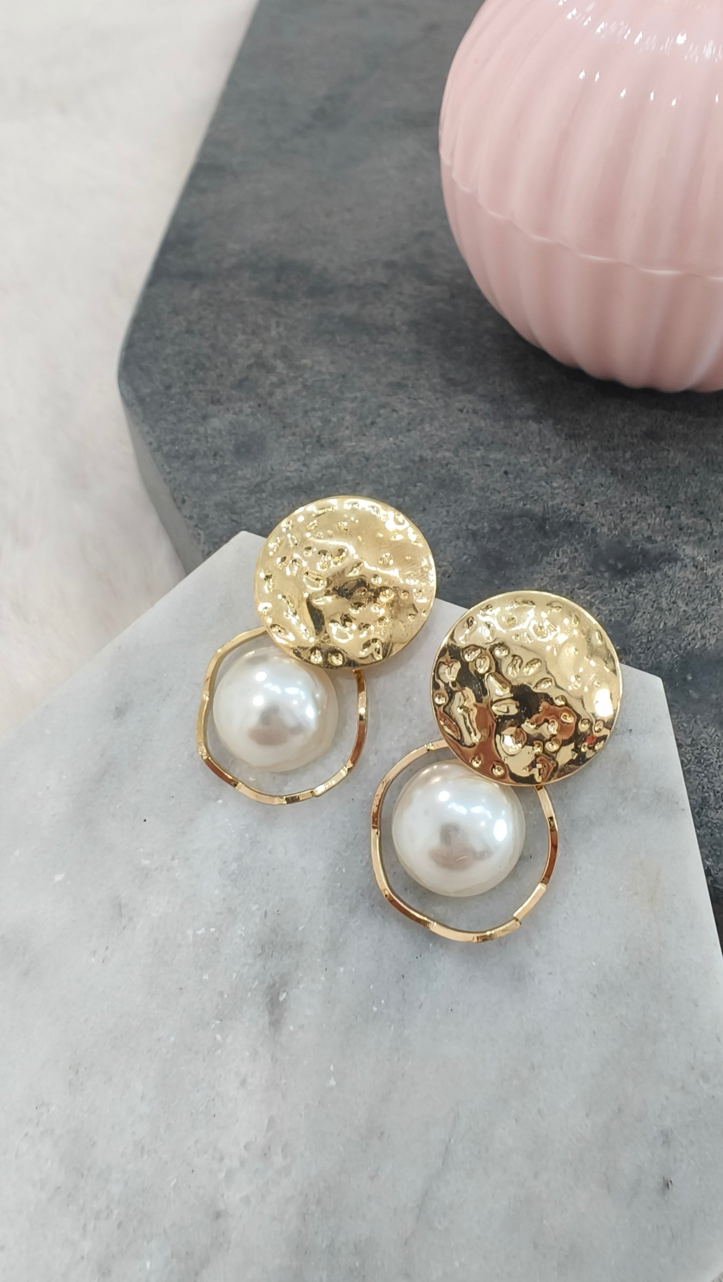 2859 Gold Pearl Earrings